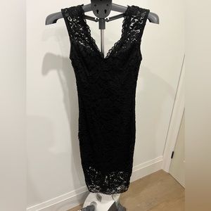 Le Chateau LBD Knee Length